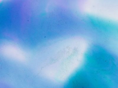 Soft violet gradients representing evening relaxation